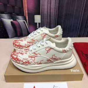 ランニングシューズ 2色可選 通勤通学どちらでも使え クリスチャンルブタン Christian Louboutin 万能に使える