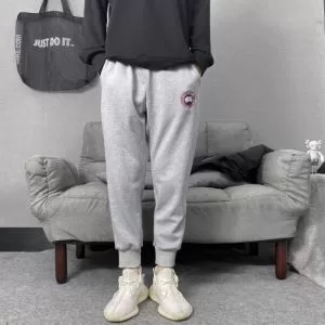 チノパン 大胆なチェックの人気トレンド カナダグース秋にはやる最新作を先取り Canada Goose 2020トレンドカラー秋冬セール