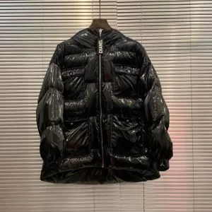 202020秋冬取り入れやすい CHANEL シャネル ダウンジャケット おしゃれなファッションコーデ