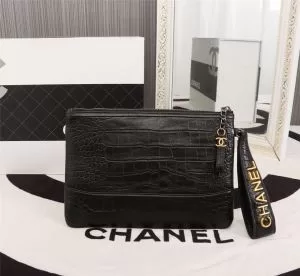 グッと大人っぽい印象に シャネル2020年の夏のマスト CHANEL レディースバッグ クラシカルな雰囲気 多色選択可 この夏は注目新作