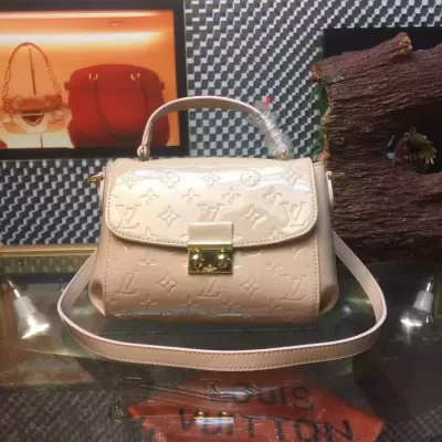 欧米韓流雑誌 2020 ルイ ヴィトンLOUIS VUITTON 手持ちショルダー掛け 多色選択可 M41581