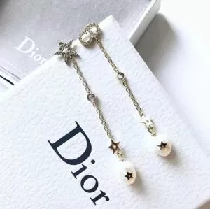 大人気柄 ディオール 2020話題の商品 DIOR ピアス どのアイテムも手頃な価格で