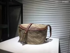 美品入手困難 バレンシアガ BALENCIAGA ショルダーバッグ 3色可選 2020人気の主流アイテム
