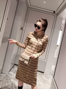 バーバリー 秋冬ファッションコーディネート BURBERRY スカート 最重要2020秋冬トレンド 多色可選 人気ファッション雑誌でも掲載