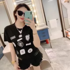 2色可選　ファッションに取り入れよう　シャネル限定アイテム特集　CHANEL　半袖Tシャツ　2020話題の商品