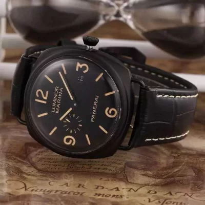 重宝するアイテム 2020 パネライ PANERAI 3針クロノグラフ 日付表示 腕時計