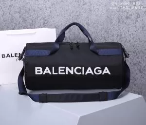 2020秋、イチオシ上品 バレンシアガ 新作アイテムが今年流 BALENCIAGA リュック 今シーズン注目のアイテム