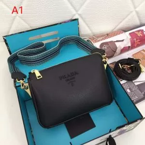 斜め掛けバッグ 4色可選 季節をまたい新作アイテム 2020夏ファション新品 プラダ PRADA