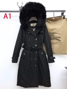 バーバリー オシャレスタイルが今年流 BURBERRY 3色可選今季トレンド抜け感新品 ダウンジャケット 202020秋冬取り入れやすい