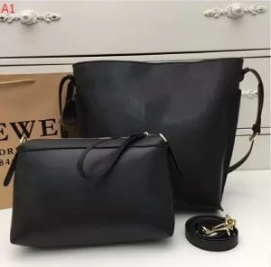 4色可選手持ちショルダー掛けめちゃくちゃお得2020春夏新作ロエベ LOEWE