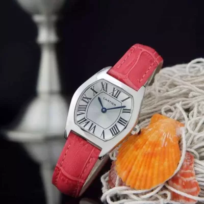 存在感◎ 2020 カルティエ CARTIER 女性用腕時計