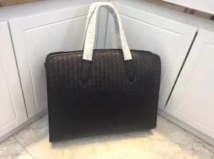 のトレンドアイテム 春夏のトレンドアイテム ボッテガ ヴェネタ BOTTEGA VENETA ビジネスバッグ