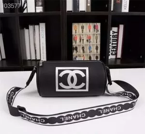 のトレンドアイテム 今季トレンドの限定アイテム シャネル CHANEL ショルダーバッ 2色可選