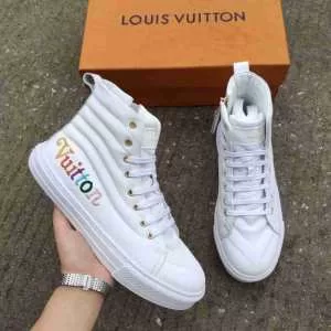 ハイトップシューズ 毎日はちょっとイイ秋冬新品 ルイ ヴィトン 優しいのに存在感 LOUIS VUITTON 2020秋冬流行ファション