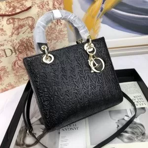 是非ともオススメしたい ディオール2色可選 DIOR 手の届くプライスが魅力的 レディースバッグ