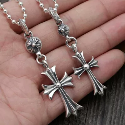大人キレイに仕立てる クロムハーツ CHROME HEARTS シルバー925 存在感を放つネックレス