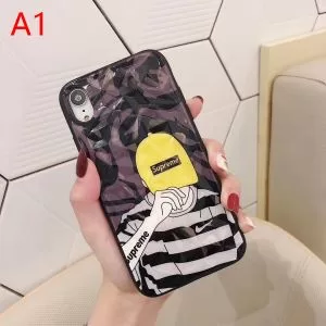 秋冬コーデと相性がいい 多色可選 スマートフォンケース 2020トレンド秋冬おすすめ安い シュプリーム SUPREME おしゃれなファッションコーデ