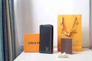ルイ ヴィトンさわやかに新品おすすめ LOUIS VUITTON2020秋冬トレンドアイテム 財布ウォレット 今年注目な新品セール