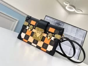 ストリート系に大人気 LOUIS VUITTON 20新作です レディースバッグ デザインお洒落 ルイ ヴィトン