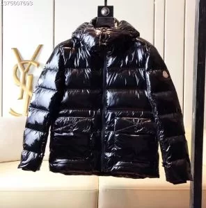 SALE年末年始限定 MONCLER モンクレール ダウンジャケット新作コレクションが登場