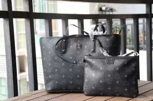 大人気再登場 2020春夏新作エムシーエム コピー MCM ハンドバッグ 2色可選