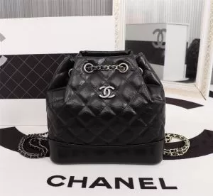 新作コレクションを見る シャネル CHANEL 馴染みやすいスタイル美品 レディースバッグ 多色選択可 一気にトレンド感満載な着こなし