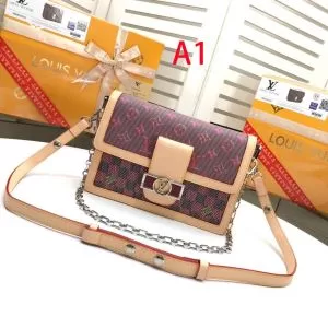 ルイ ヴィトン LOUIS VUITTON 春夏のトレンドアイテム レディースバッグ 大人の可愛さを引き立て 2色選択可 大人可愛いスタイル