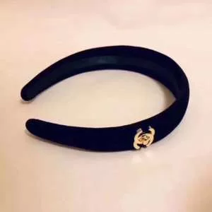 ストリート系に大人気 ヘアアクセサリー 20新作です シャネル CHANEL 最新の入荷商品