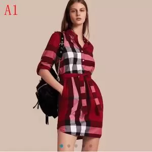 2色可選 2020春夏は人気定番 大人の華やかさを演出 大人らしく仕上げ バーバリー BURBERRY ワンピース