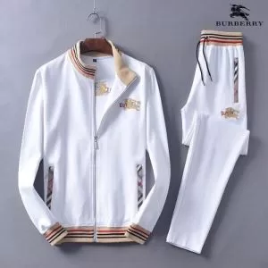 季節の変わり目に活躍する BURBERRY 2020秋冬トレンド押さえておきたい バーバリー 上下セット