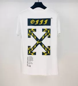 OffWhite エレガントな雰囲気 オフホワイト2色可選 半袖Tシャツ おしゃれな人が持っている