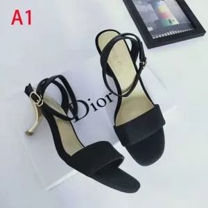 流行ファッション 大人の可愛さを引き立て ディオール DIOR スリッパ 多色可選