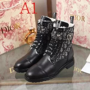 3色可選 秋冬もちろん主役級 ディオール DIOR 大人かわいい秋冬コーデを楽しみ レザーブーツ 2020秋のファッショントレンドはこれ