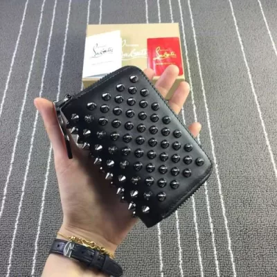 高級感溢れるデザイン 2020秋冬 クリスチャンルブタンChristian Louboutin ミニ財布