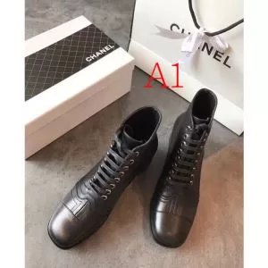 多色可選 ファッション上級者向け シャネル 2020秋冬トレンドデザイン CHANEL レザーブーツ 今年注目すべき秋冬ファッション