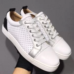 暑い季節も大活躍 2020夏ファション新品 クリスチャンルブタン Christian Louboutin スニーカー、靴 男女兼用 2色可選