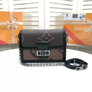 特に夏は人気アイテム ルイ ヴィトン LOUIS VUITTON ショルダーバッグ おしゃれな夏ファッション2020
