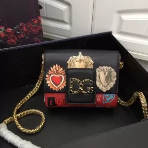 ドルチェガッバーナ夏らしい爽やかさ DolceGabbana オシャレな印象に レディースバッグ 2020春夏も引き続き人気セール