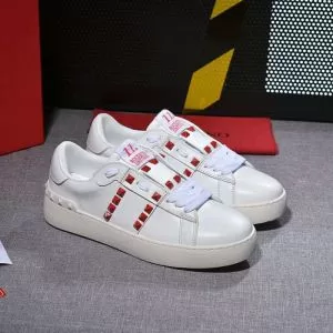 VALENTINO ヴァレンティノ カジュアルシューズ 男女兼用 話題の新作到着 期間限定セール