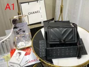 爽やかな雰囲気に仕上げる 3色選択可 シャネル CHANEL 2020春夏は人気定番 レディースバッグ 目を引く春夏トップス