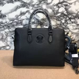 ビジネスバッグ 着心地もなめらかで快適 ヴェルサーチVERSACE 2020トレンドカラー秋冬セール