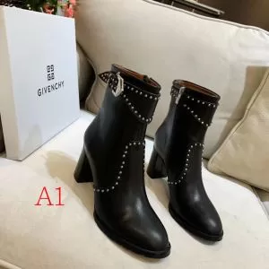 GIVENCHY 今季トレンドをうまく取り 2色可選 ジバンシー お洒落で秋冬注目トレンド レザーブーツ 【2020秋冬】の注目トレンド