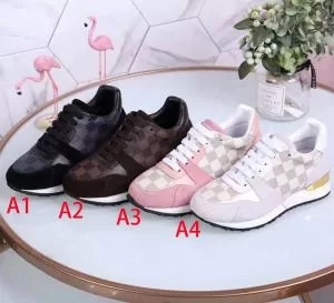 カジュアルシューズ 4色可選 2020年春夏のトレンドアイテム クラシカルな雰囲気 ルイ ヴィトン LOUIS VUITTON