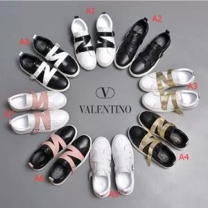 流行の注目ブランド VALENTINO ヴァレンティノ 多色可選 男女兼用 大流行中 カジュアルシューズ