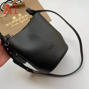 20SS☆送料込 バーバリー BURBERRY 累積売上総額第1位 レディースバッグ 普段のファッション