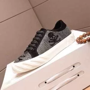 202020秋冬トレンドファッション フィリッププレイン PHILIPP PLEIN 秋冬流行りファションランニングシューズ 最新秋冬トレンドをチェック