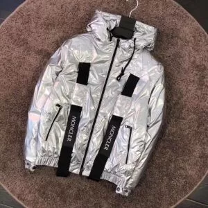 個性的なモデルモンクレール2020年秋冬入荷 MONCLER ダウンジャケット メンズ 長く使える