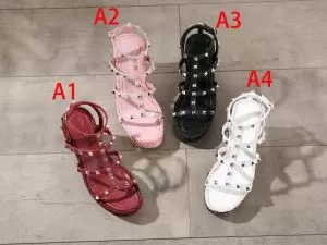 ヴァレンティノ VALENTINO サンダル 4色可選 2020春夏も引き続きトレンド 今っぽく新作アイテム