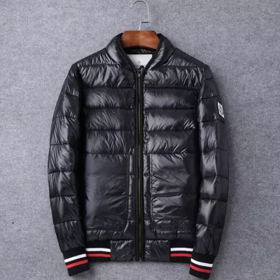 抜群の雰囲気が作れる2020秋冬 MONCLER モンクレール ベスト ダウンジャケット厳しい寒さに耐える2色可選