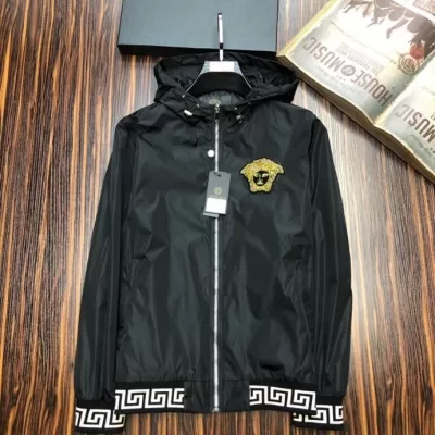 VERSACE 2020人気色ヴェルサーチ ヴィンテージ ジャケット コピー 通販 使いやすさ ナイロンウィンドブレーカー 防風 防寒